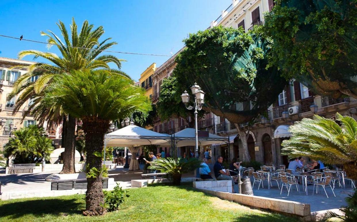 Al Corso Bed & Breakfast Cagliari Luaran gambar